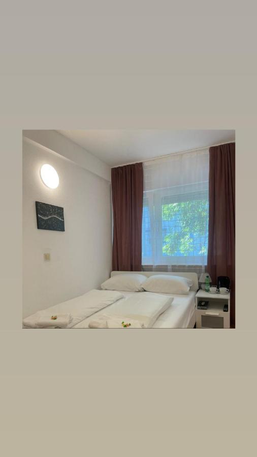 Hotel Starlight Frankfurt am Main Buitenkant foto